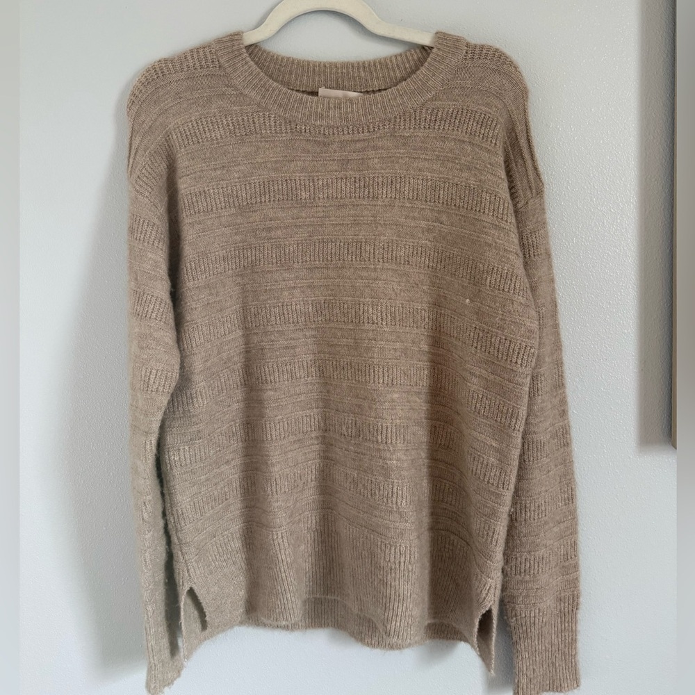 BE COOL Women’s Beige Knit Sweater Size S/M